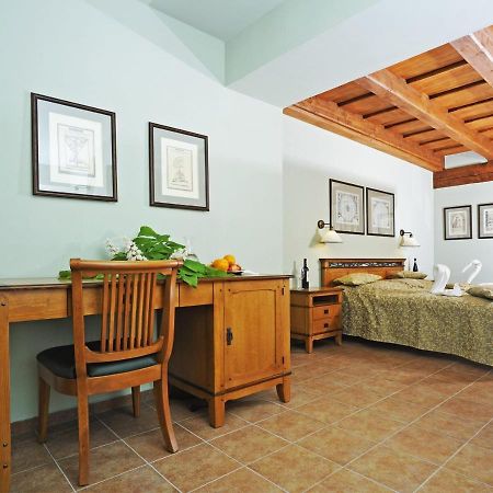 Hotel Kristin Hradek Decin Luaran gambar